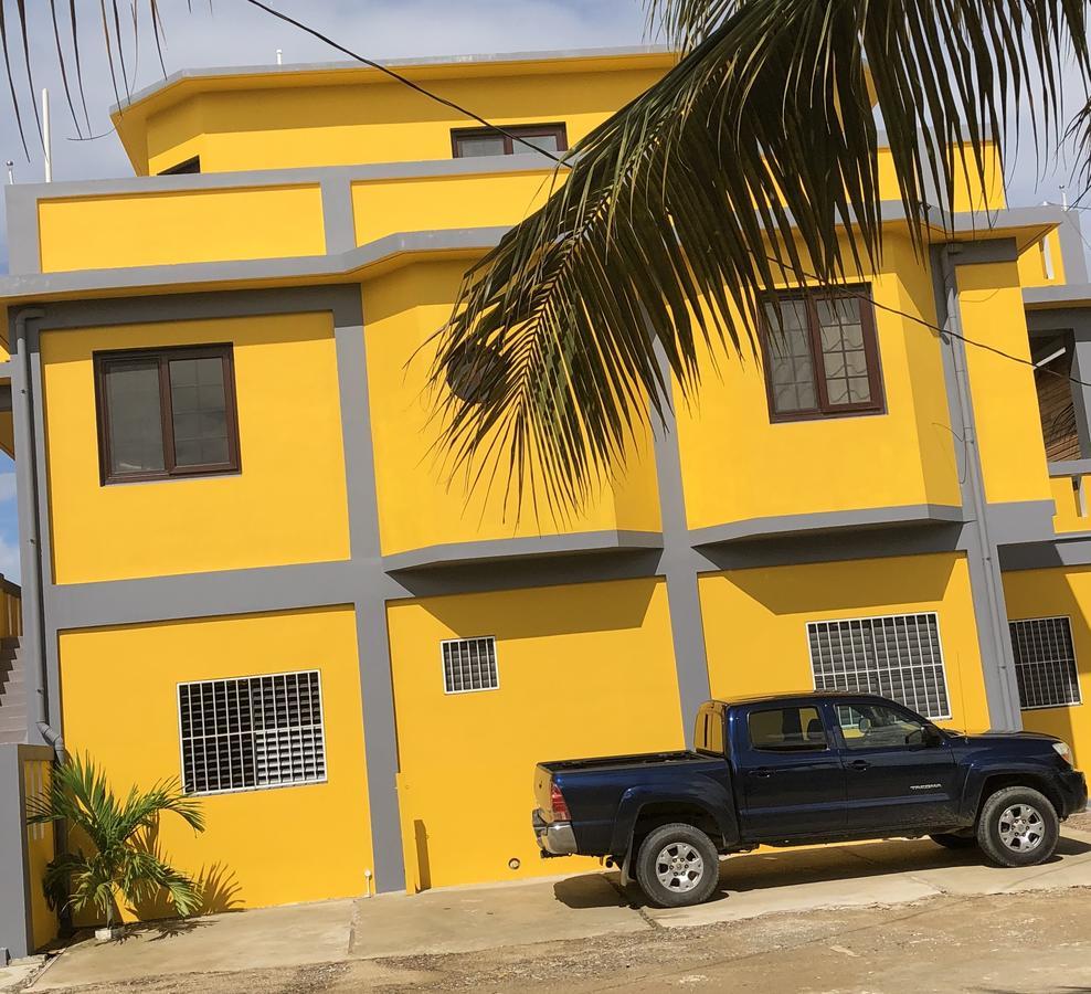 Ferienwohnung Khalkob'S Estate Placencia Exterior foto